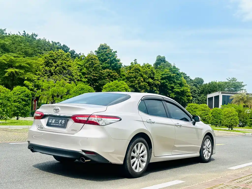 Toyota Camry 2018