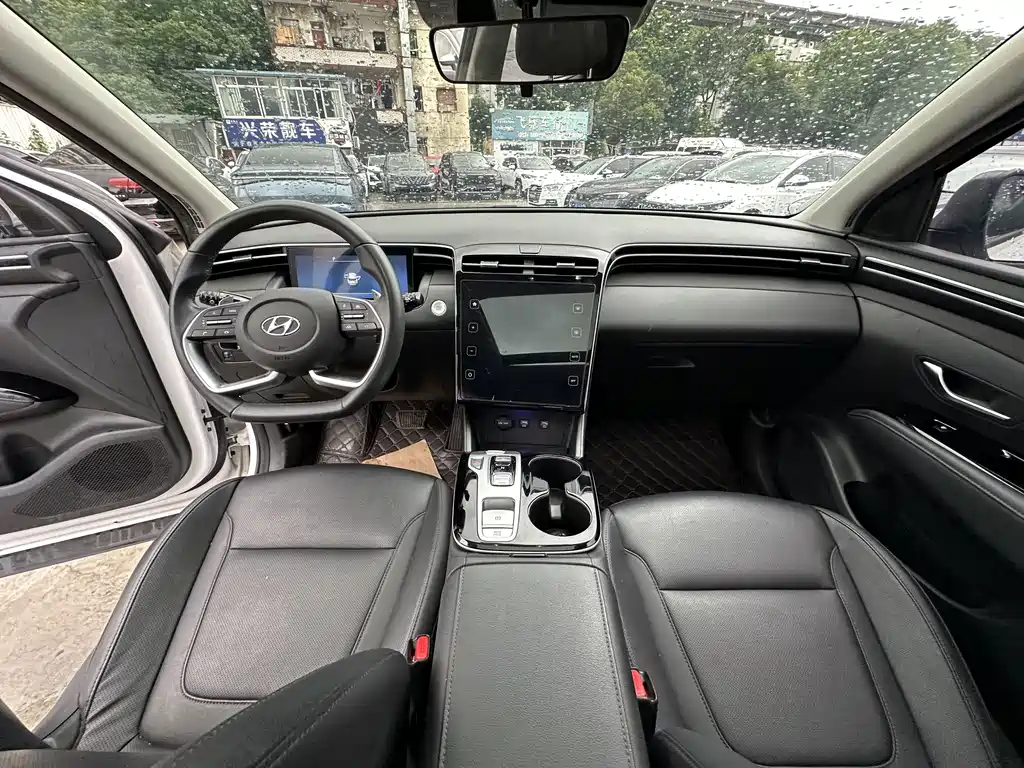 Hyundai Tucson 2022 — фото 15