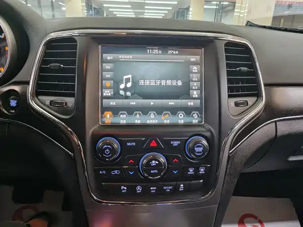 Jeep Grand Cherokee 2017