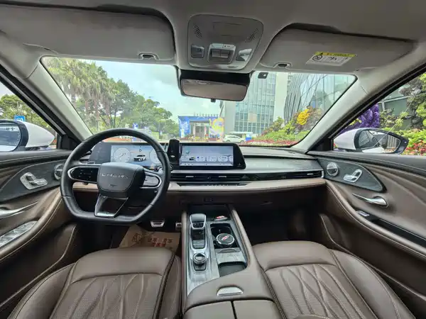 Chery Arrizo 8 2025