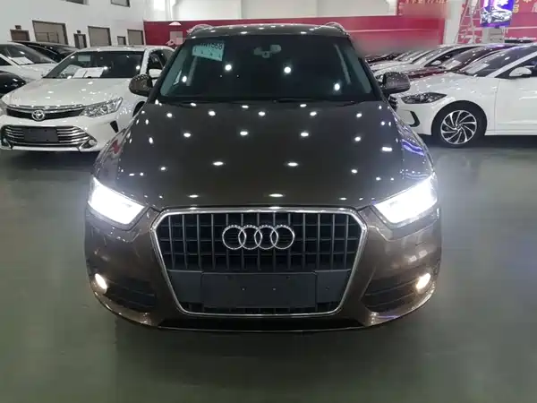 Audi Q3 2015