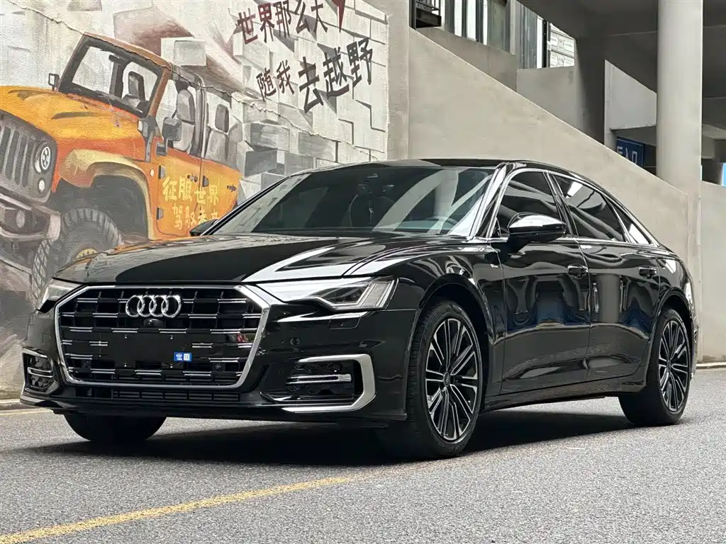 Audi A6L 2025 — фото 1