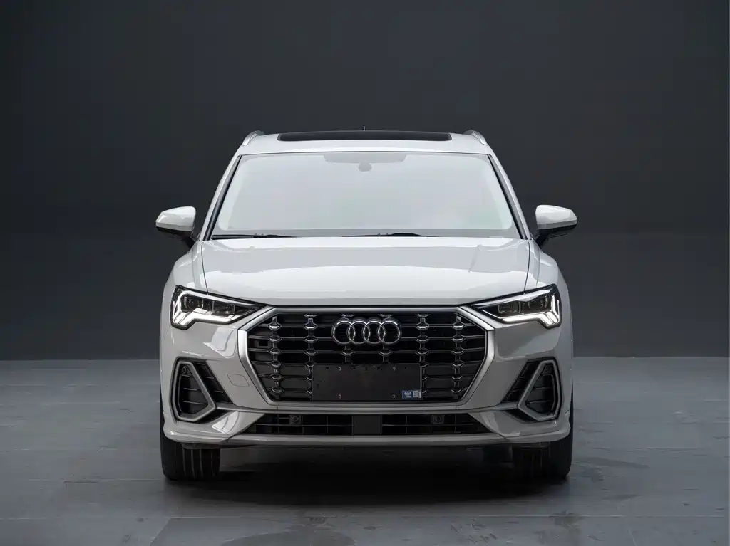 Audi Q3 2023 — фото 4