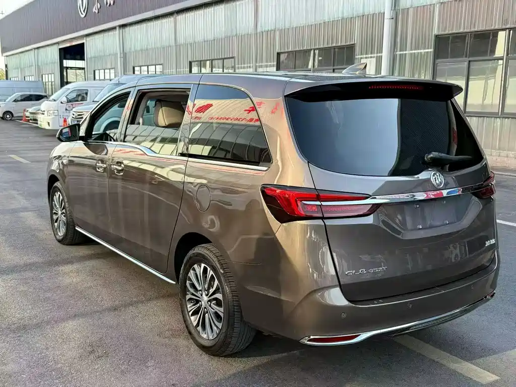 Buick GL8 2022