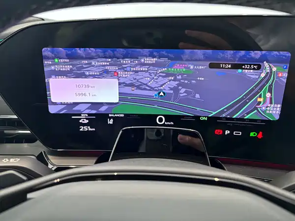 Audi Q6L Sportback E-Tron 2025