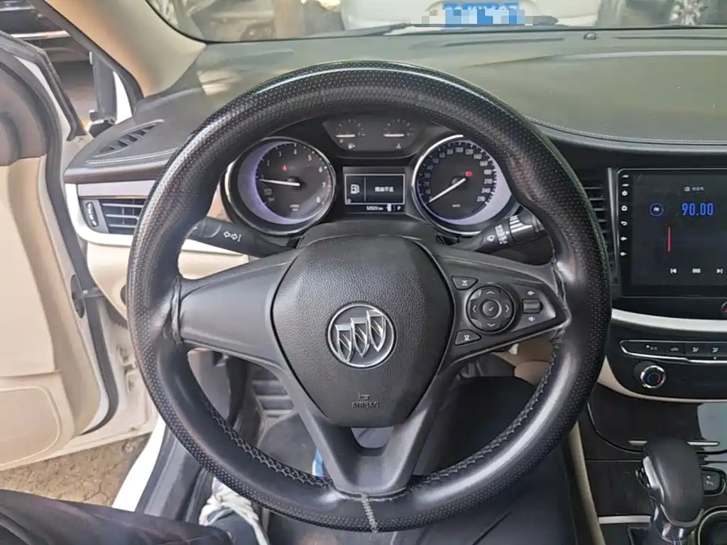 Buick Verano 2019 — фото 11