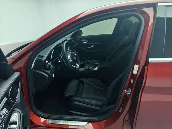 Mercedes-Benz C-Class 2020