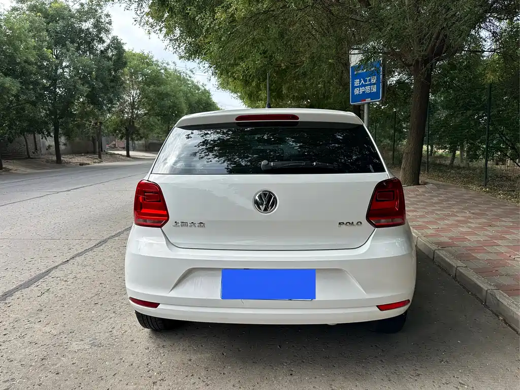 Volkswagen Polo 2016