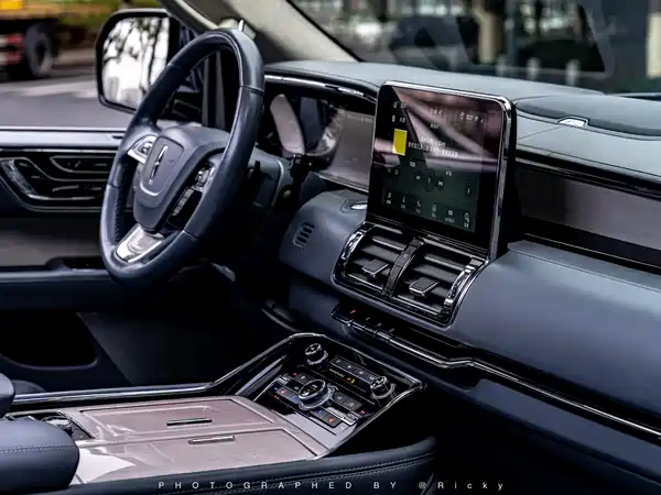 Lincoln Navigator 2020