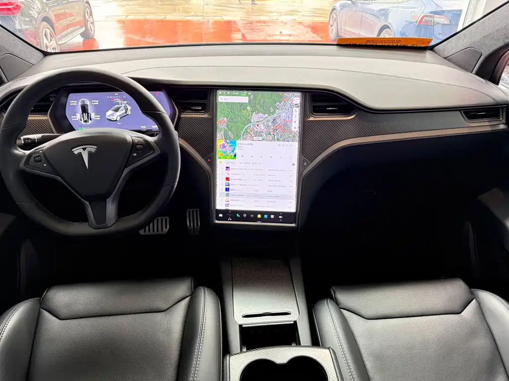Tesla Model X 2019 — фото 8