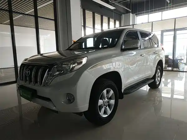 Toyota Prado 2016