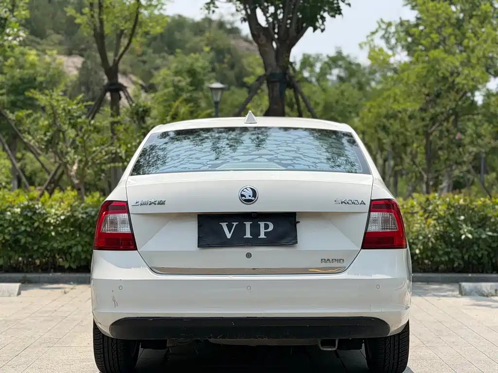 Skoda Rapid 2013