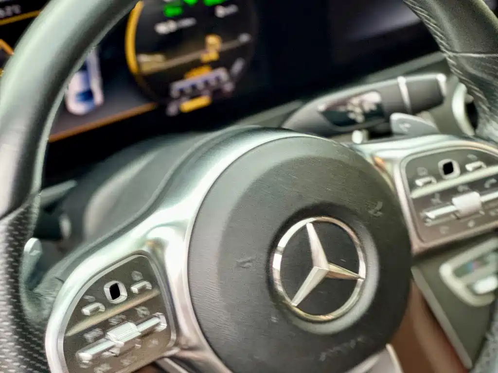 Mercedes-Benz E-Class 2019 — фото 28