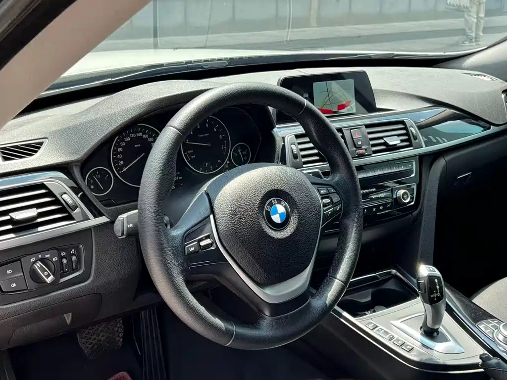 BMW 3 Series GT 2019 — фото 8
