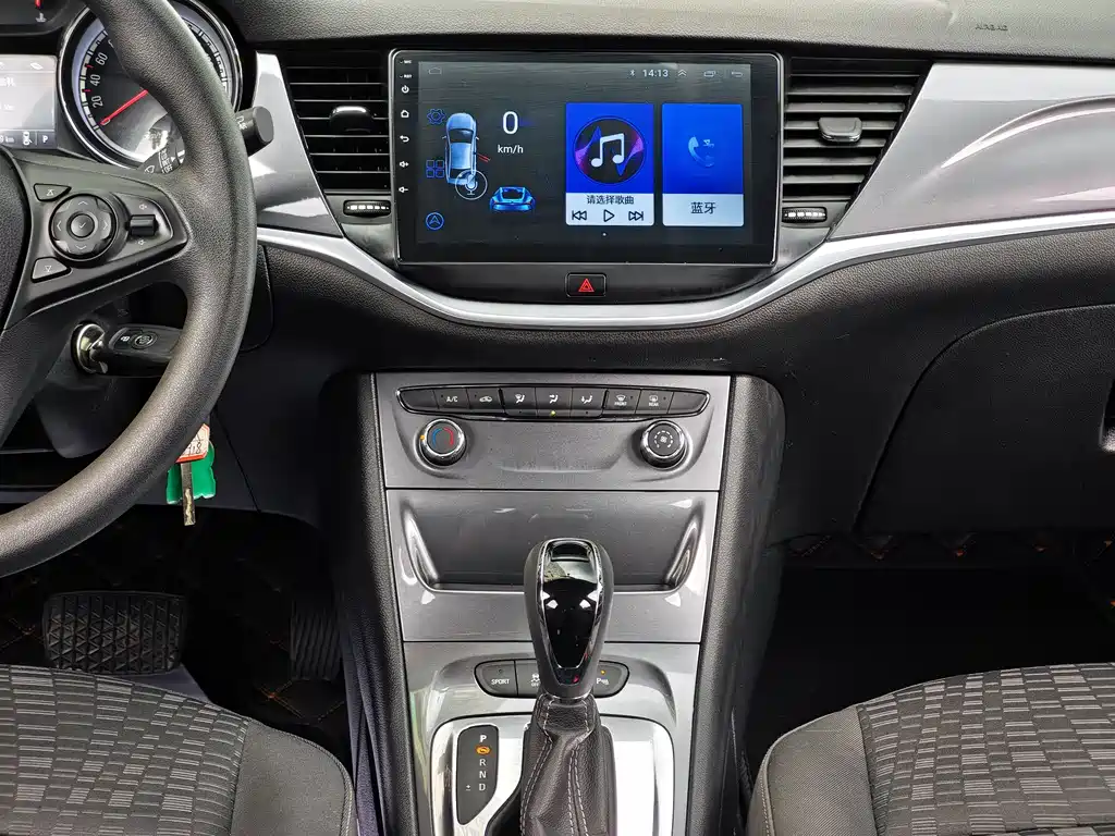 Buick Verano 2017 — фото 10