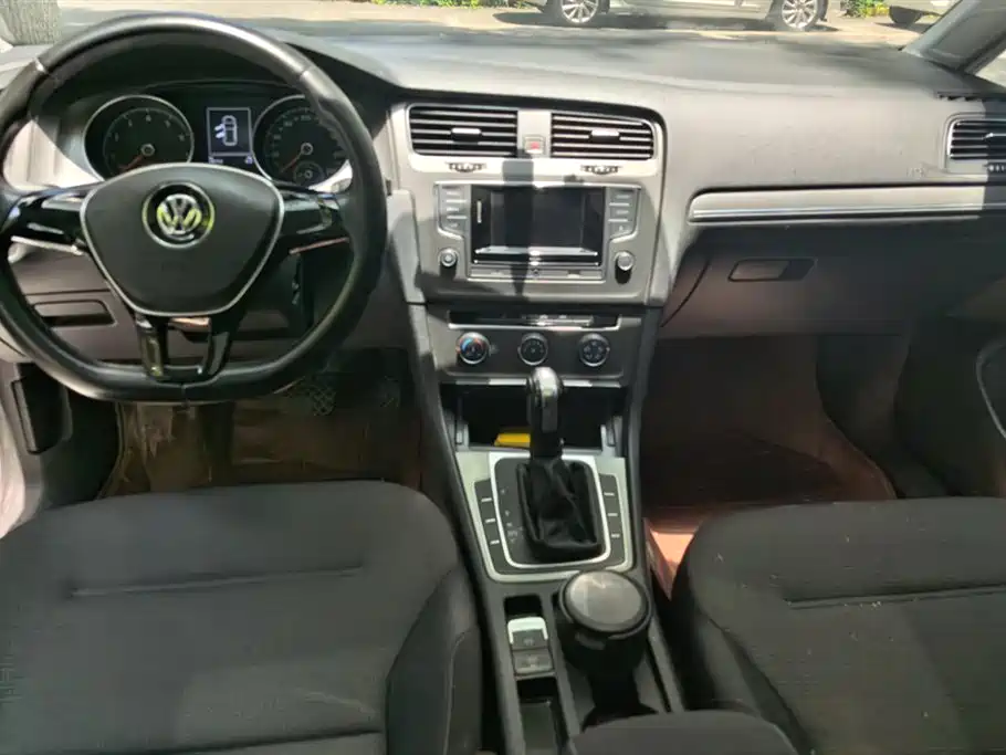 Volkswagen Golf 2015 — фото 16