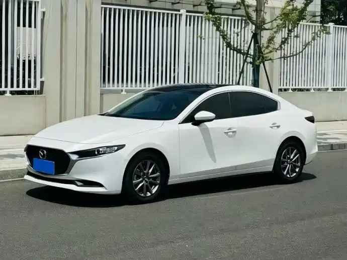 Mazda 3 Axela 2020