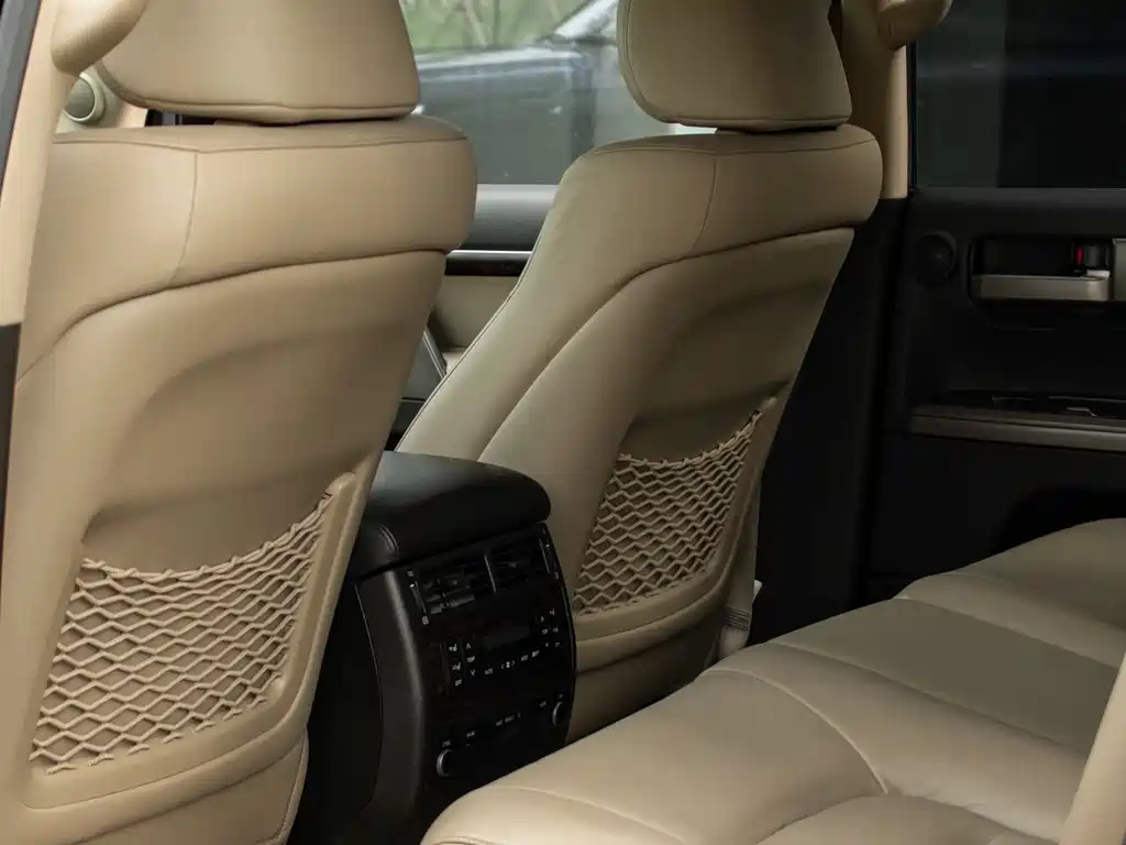 Toyota Land Cruiser 2011 — фото 13