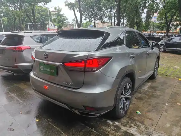 Lexus RX 2022