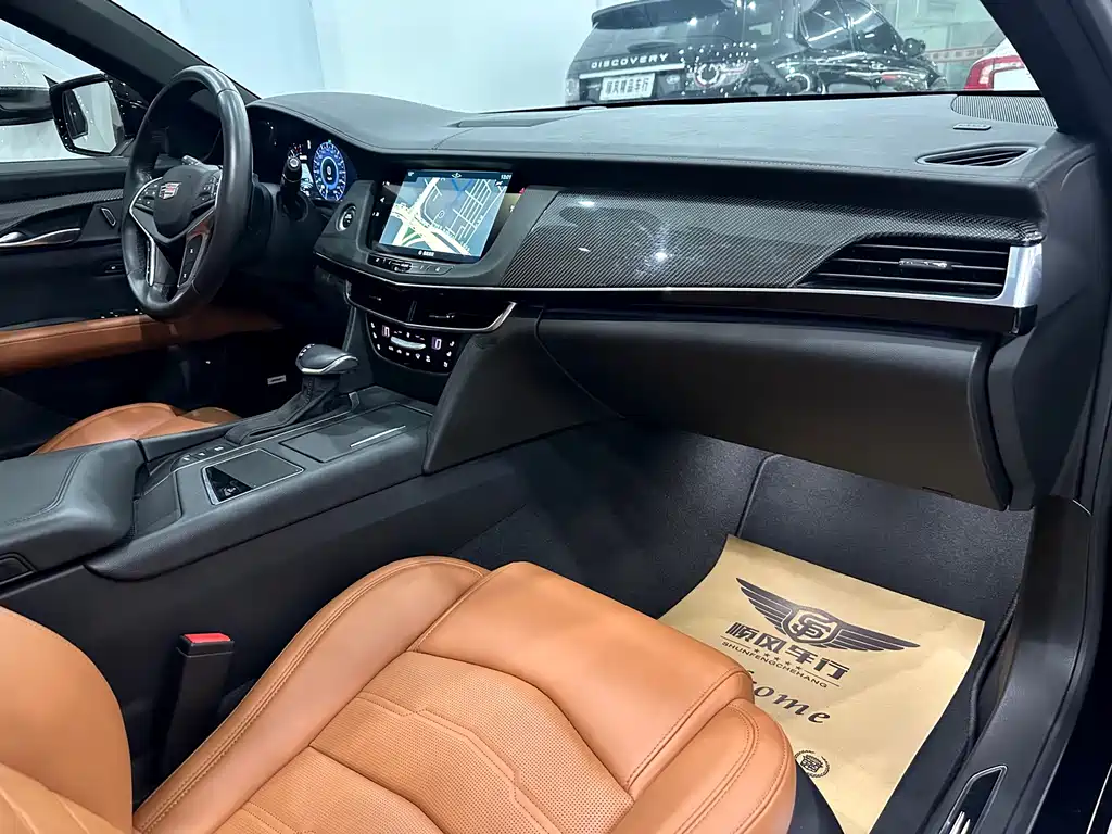 Cadillac CT6 2016 — фото 20