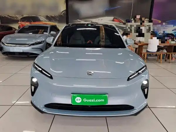 NIO ET5T 2023