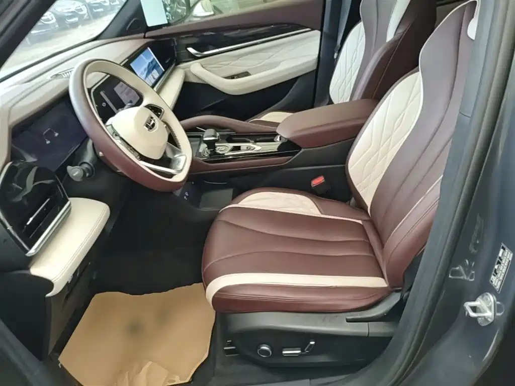 Geely Xingyue L 2021 — фото 15
