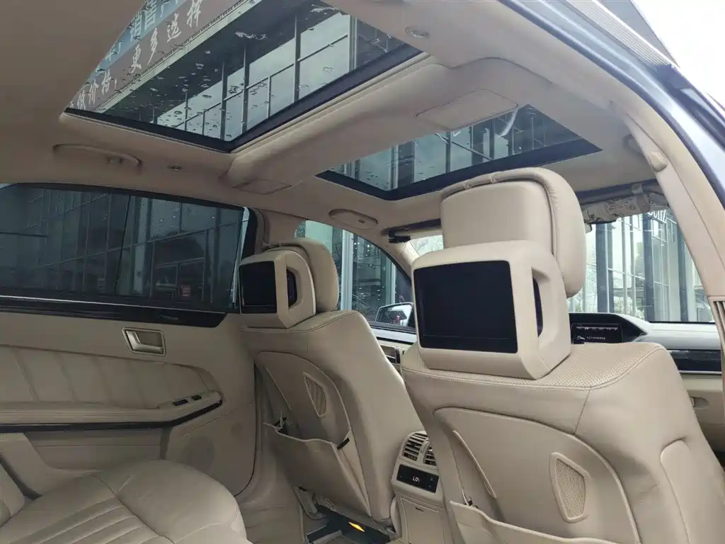 Mercedes-Benz E-Class 2014 — фото 16