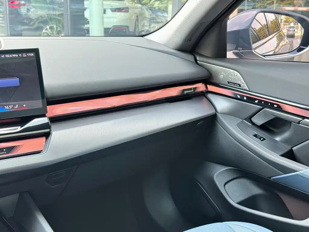 BMW i5 2024 — фото 14