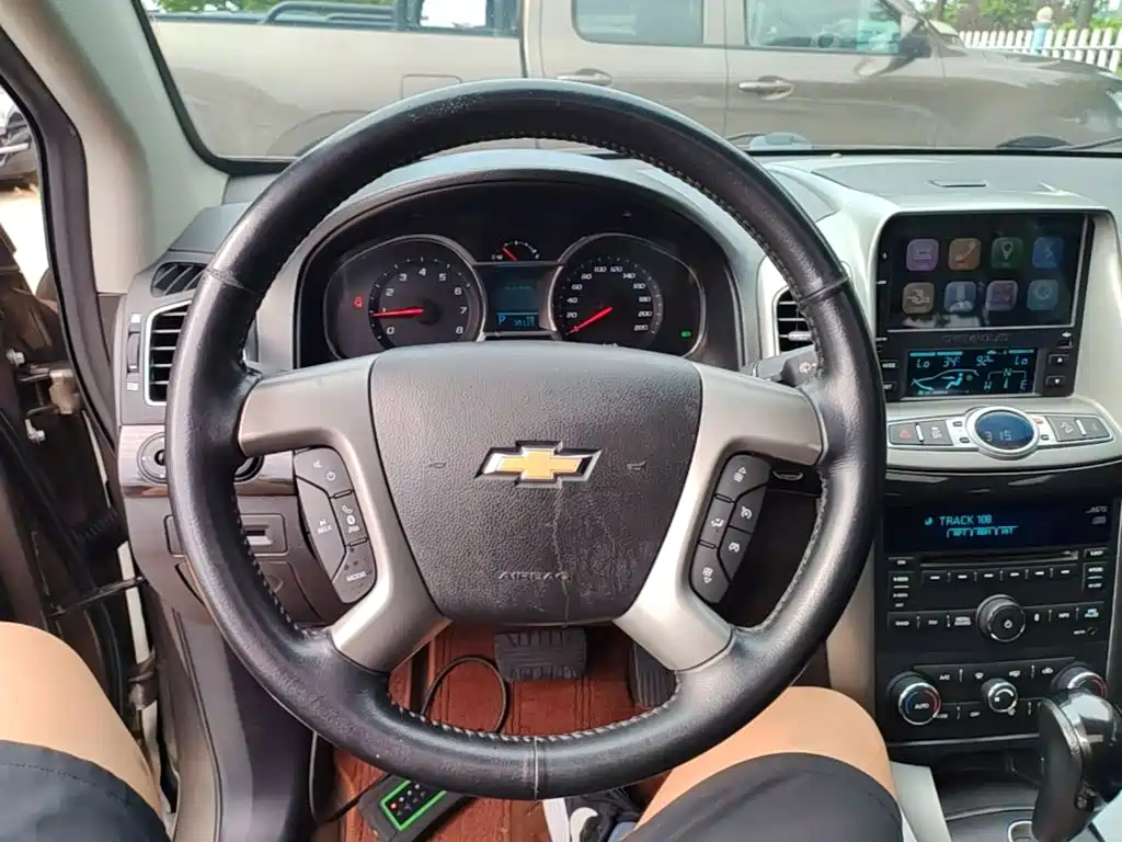 Chevrolet Captiva 2017 — фото 11