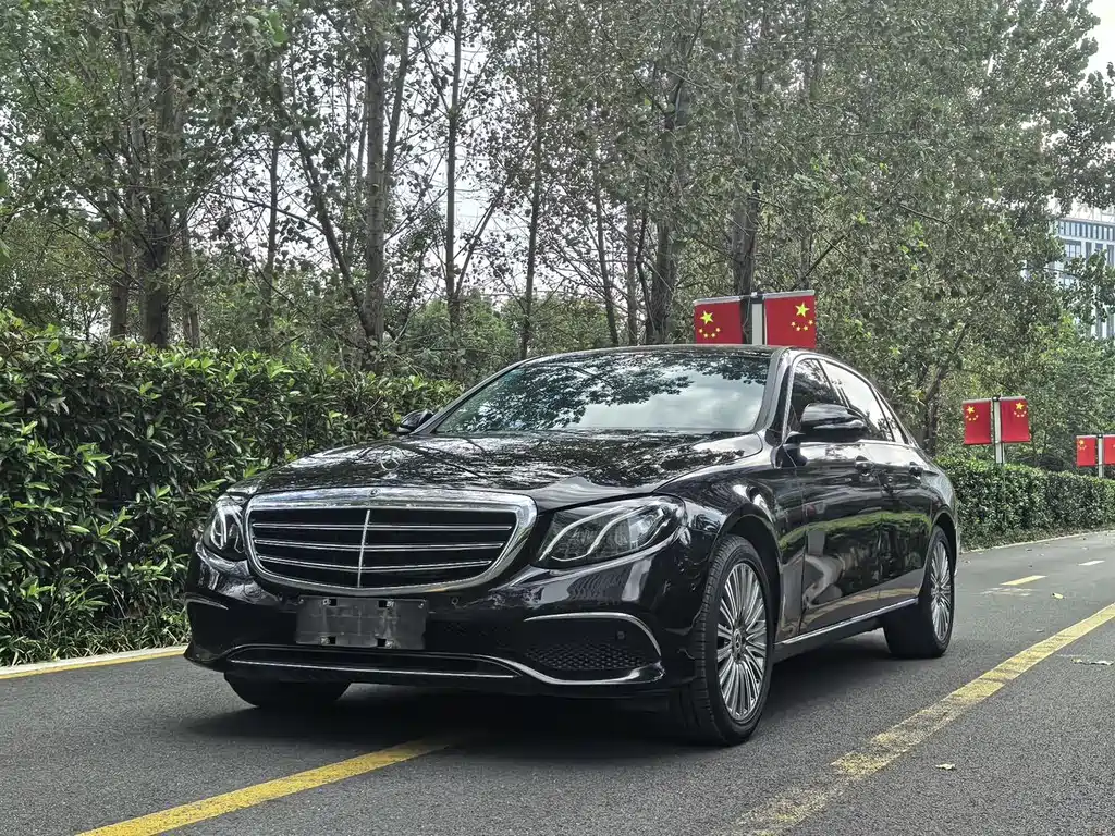 Mercedes-Benz E-Class 2018 — фото 1