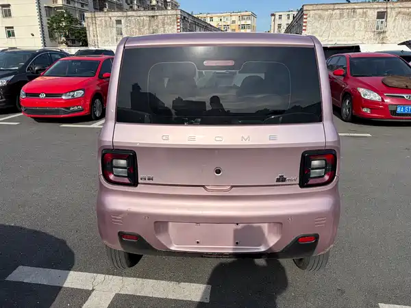 Geely Galaxy Panda 2023