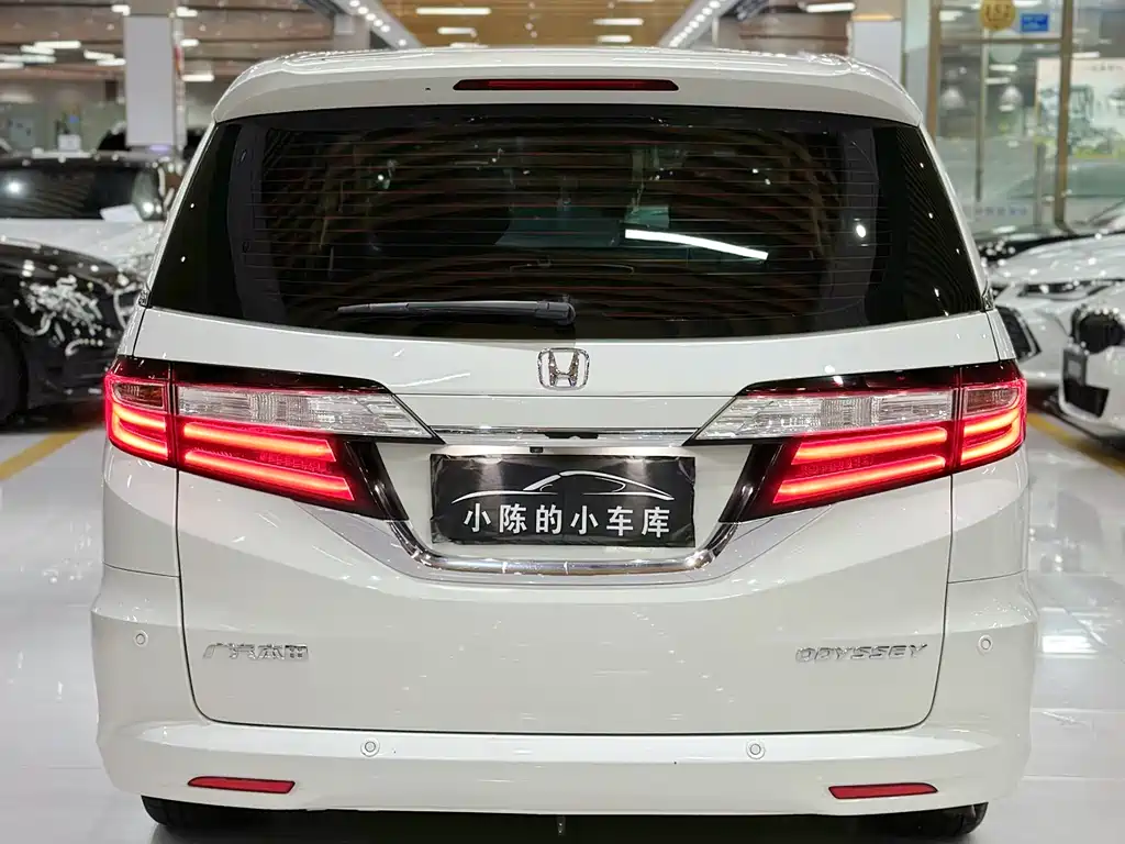 Honda Odyssey 2019 — фото 11
