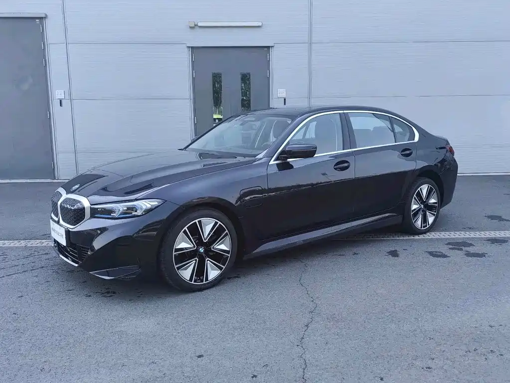 BMW i3 — фото 1