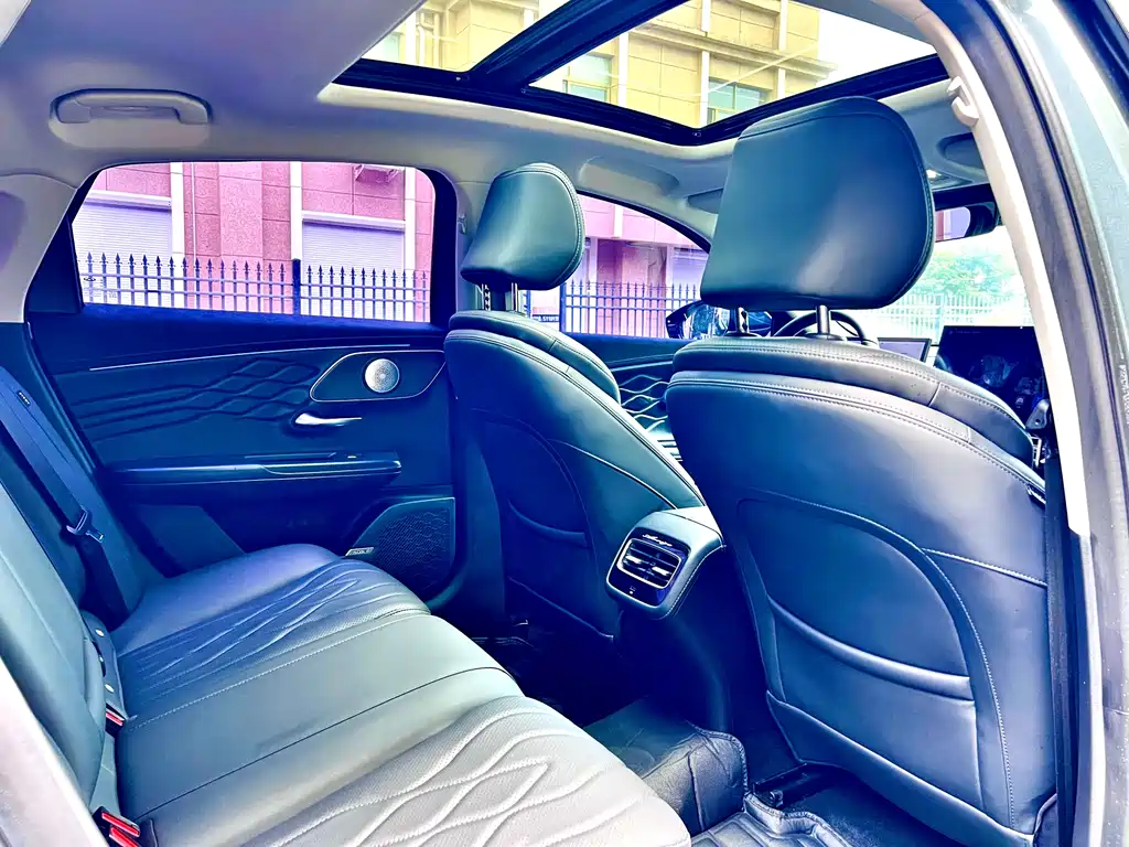 Chery Arrizo 8 PRO 2025 — фото 15
