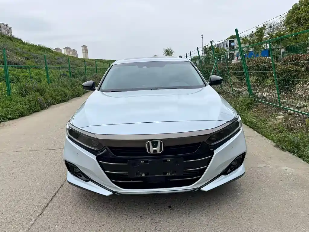 Honda Accord 2023 — фото 2