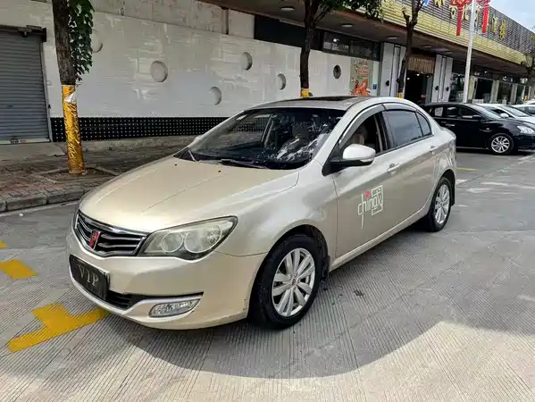 Roewe 350 2015
