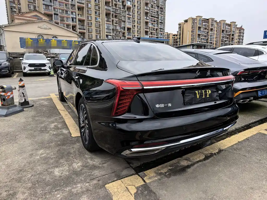 Hongqi H5 2025 — фото 13