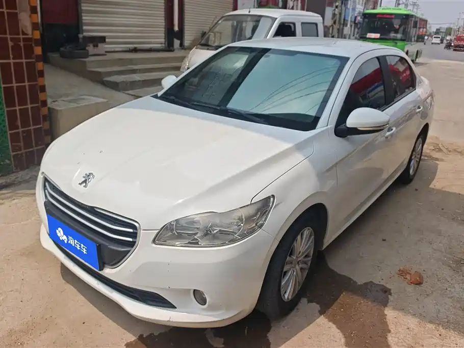 Peugeot 301 2017