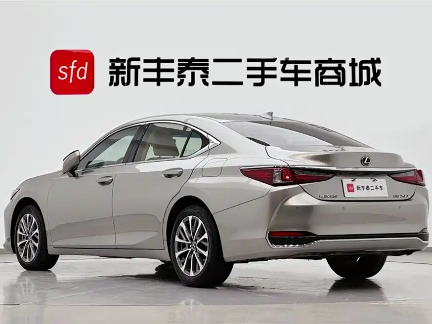 Lexus ES 2022 — фото 6