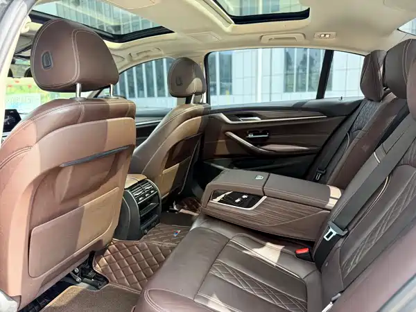 BMW 5 Series 2019