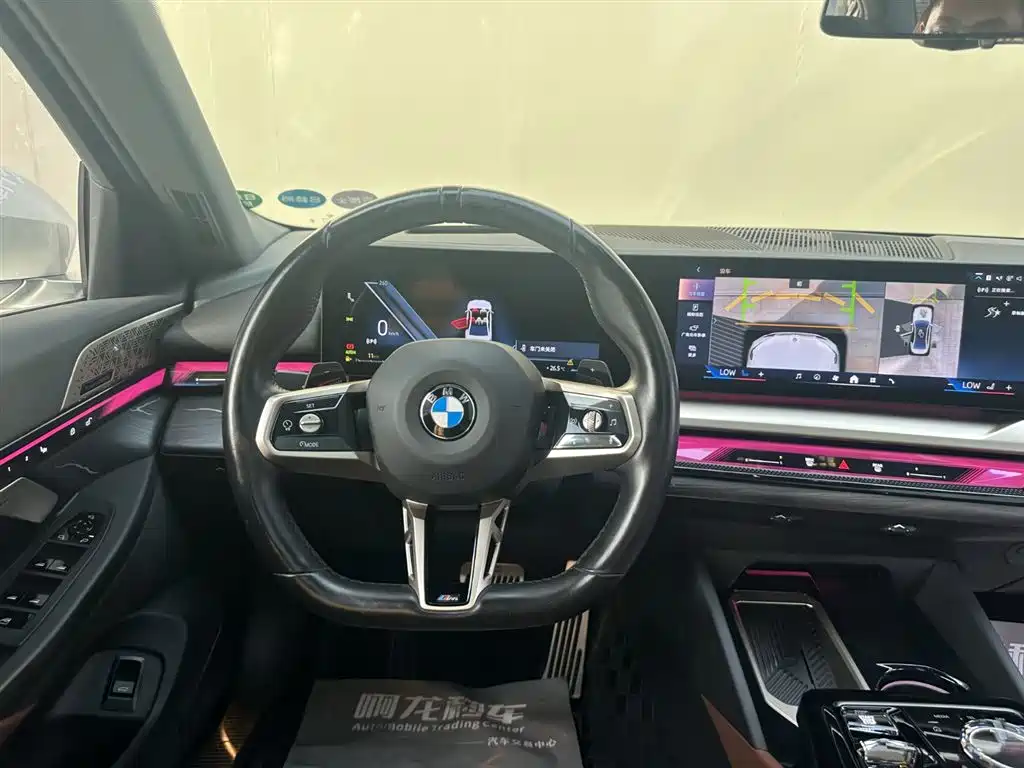 BMW 5 Series 2024 — фото 10