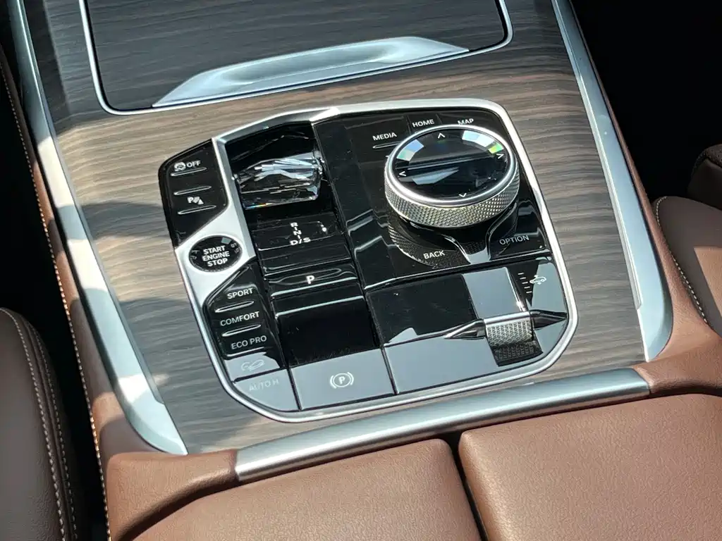 BMW X7 2023 — фото 13