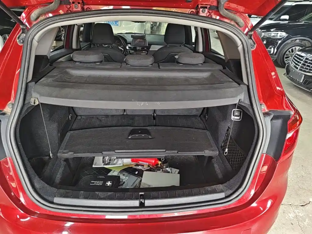 BMW 2 Series Wagon 2015 — фото 19