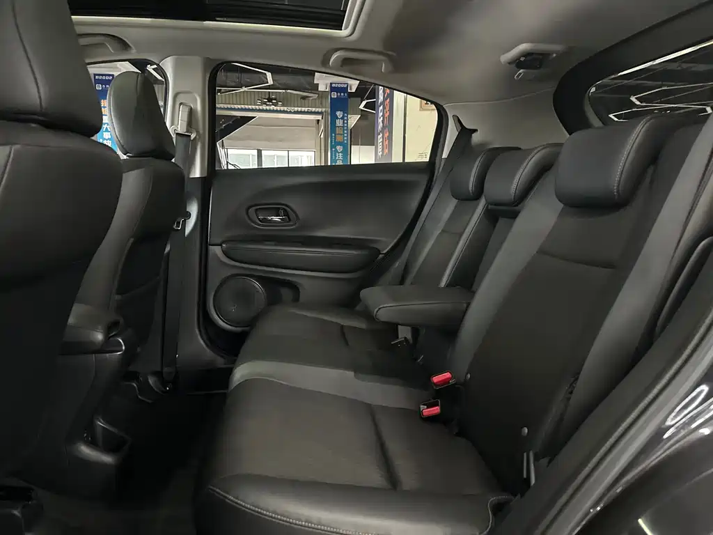 Honda Vezel 2022 — фото 10