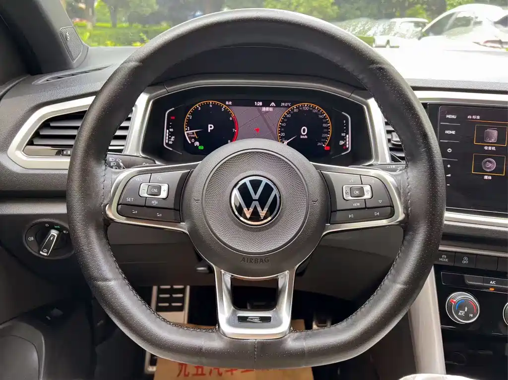 Volkswagen T-Roc 2022 — фото 14