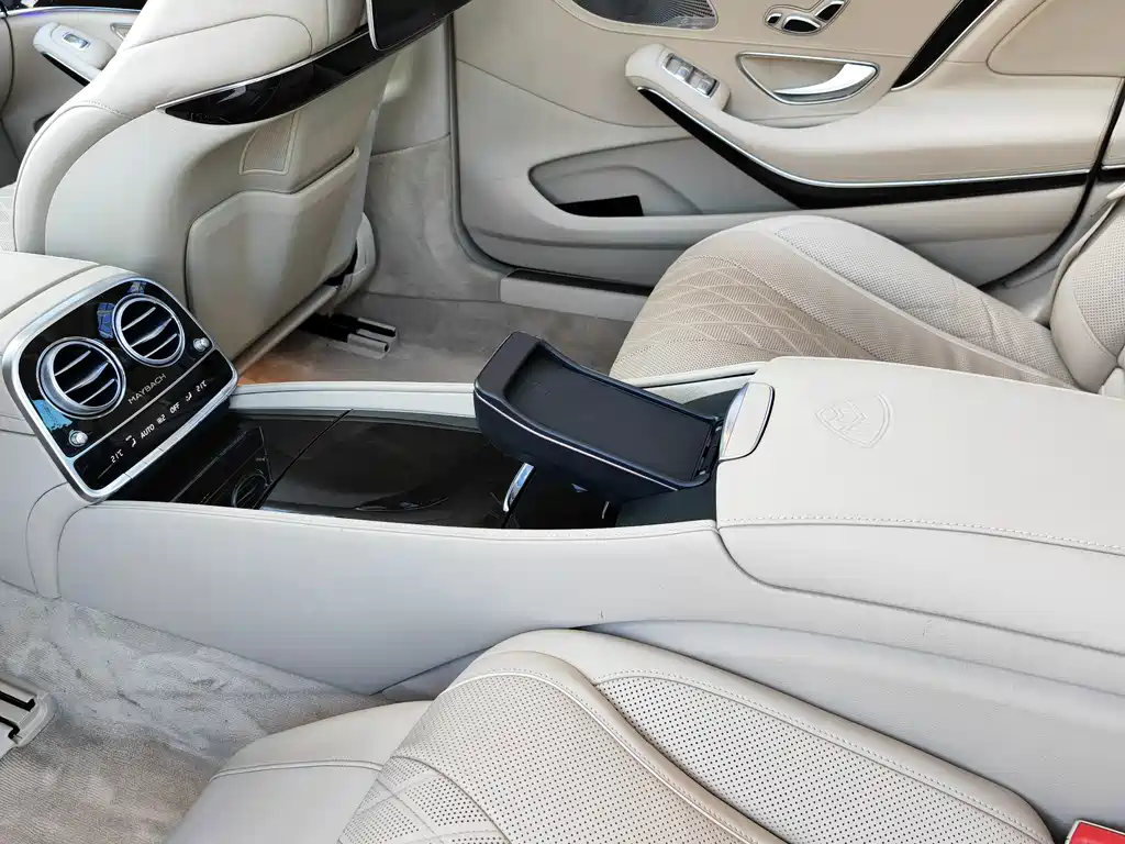 Mercedes-Benz Maybach S-Class 2019 — фото 11