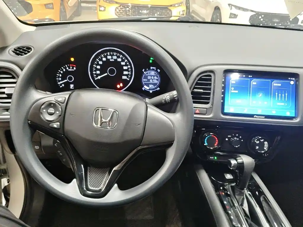 Honda Vezel 2021 — фото 10