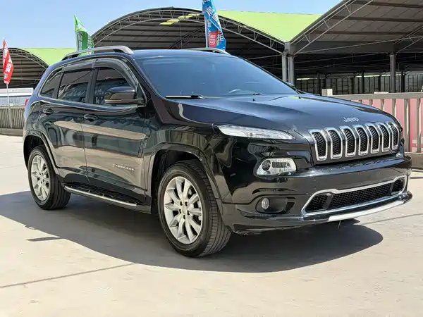 Jeep Cherokee 2018