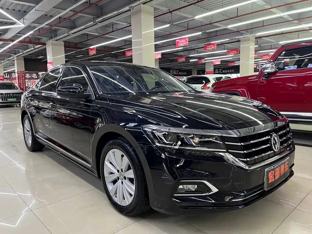 Volkswagen Passat 2018 — фото 3