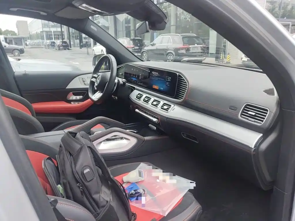Mercedes-Benz GLE AMG 2024 — фото 11